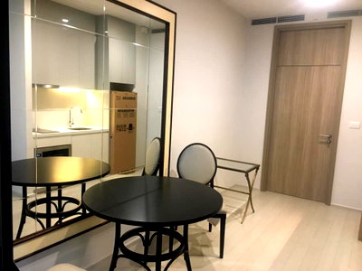 Condos for rent : For Rent Noble Ploenchit 1 Bedroom 48 Sqm Fully Furnished, Near BTS Phloen Chit
