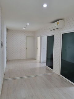 รูปภาพ Aspire Sathorn Tha Phra【𝐒𝐄𝐋𝐋 & 𝐑𝐄𝐍𝐓】🔥 ตอบโจทย์ชีวิตยุคใหม่ ใกล้สาทร-ตลาดพลู กับราคาที่เอื้อมถึง 🔥 ติดต่อไลน์ไอดี: @hacondo