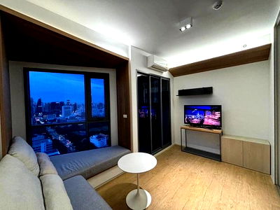 Condos for sale : Triple Y Residence【𝐒𝐄𝐋𝐋】🔥Modern condo Close to shopping centers and MRT, meeting the life needs of the new gen.🔥  Contact Line ID: @hacondo