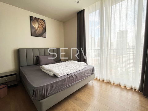 Studio with Partition High Fl. 15+ Good View & Good Location Close to BTS Phrom Phong 500 m. /Rent-Noble Around 33