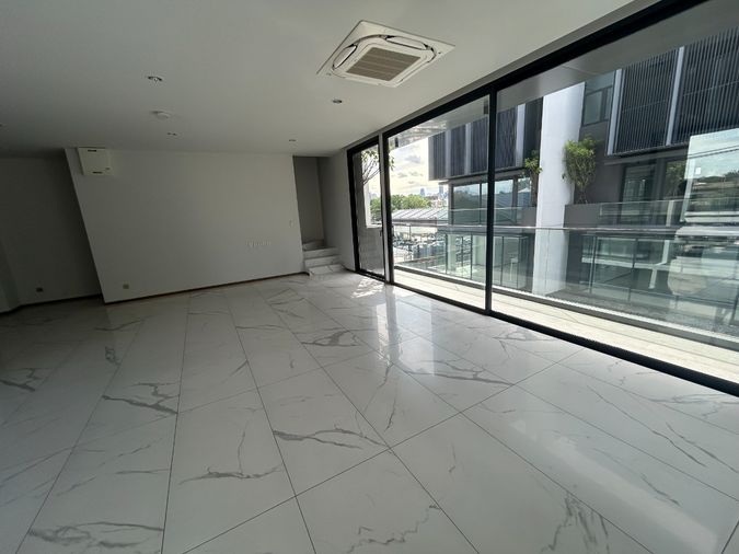 1-bed home office for sale, 620 sqm, 45.1 sq wah, Wang Thonglang