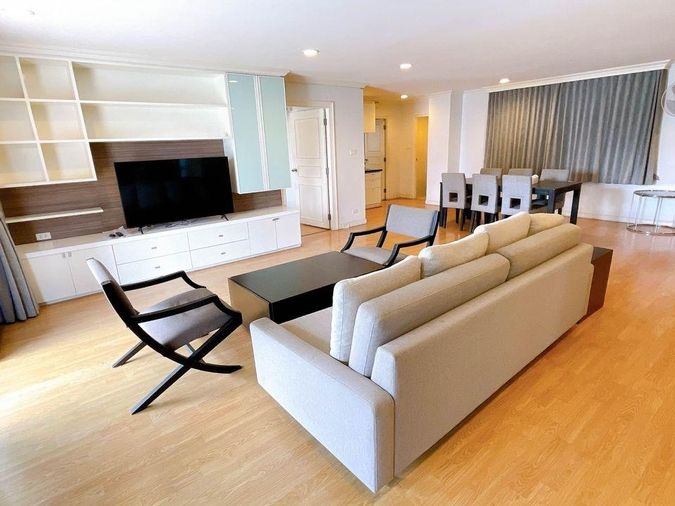 LTHC11244-The Warterford Thong Lor 11 FOR SALE Size 200 sqm. 3 beds 4 baths BTS Thong Lor Station ONLY 16 MB