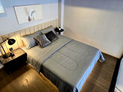 Condos for sale Samitivej China Town Hospital : Park Origin Chula Samyan【𝐒𝐄𝐋𝐋 & 𝐑𝐄𝐍𝐓】🔥 With a modern design condo With a very spacious private space 🔥  Contact Line ID: @hacondo