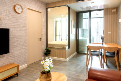 Condos for rent Shrewsbury International School : Call : 096-256-5559 Condo The Room BTS Wongwian Yai @BTS Wongwian Yai, 47 sq.m 1 Bedroom 23rd floor Fully furnished