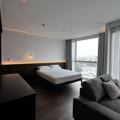 1-bed condo for rent, 52 sqm, Sky Walk Residence