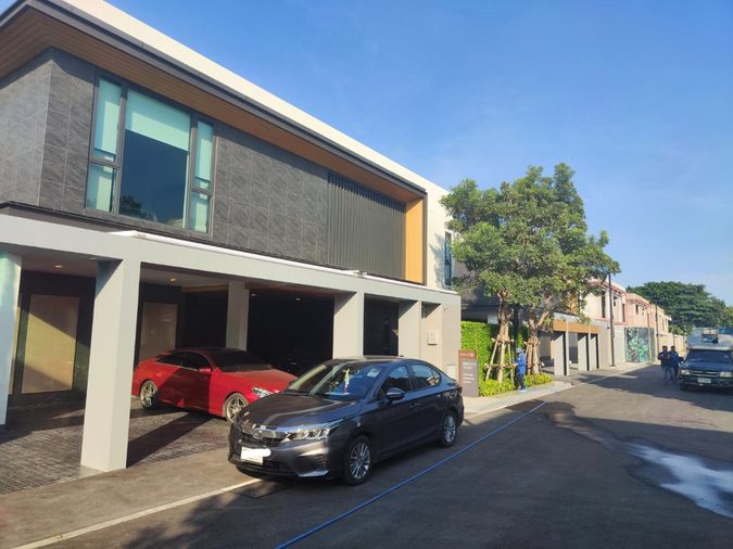 3-bed house for sale, 106 sqm, 423 sq wah, Residence 168 Ratchaphruek