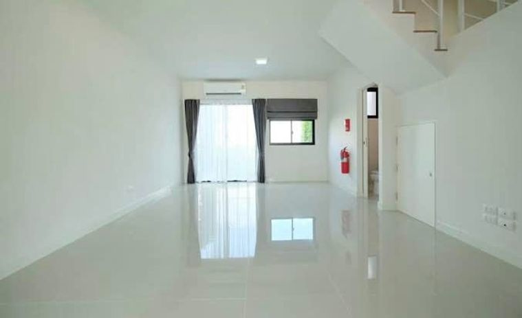 ให้เช่าทาวน์โฮม 3 ห้องนอน 141 ตร.ม. 29.3 ตร.ว. บ้านกลางเมือง ศรีนครินทร์ - อ่อนนุช