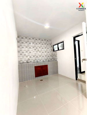 Townhouses for sale Makro Bangbuathong : For Sale Townhouse/Townhome  , Baan Lapawan 8 , Bang Bua Thong , Bang Bua Thong , Nonthaburi , CX-111558 ✅ Live chat with us ADD LINE @connexproperty ✅ 
