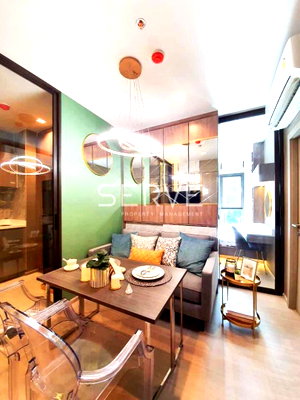 Condos for rent : Modern & Luxury  2 Bed High Floor  Good Location   MRT Rama 9   350 m. @ Life Asoke Rama 9