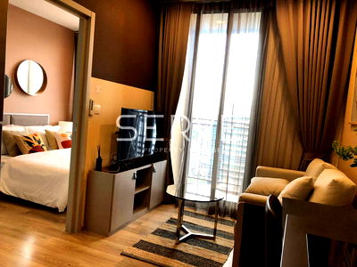 Condos for sale : Nice Room 1 Bed with Washlet Good Location Shuttle to BTS Thong Lo / For Sale-OKA HAUS Sukhumvit 36