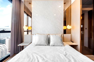 Condos for sale : Ashton Chula Silom【𝐒𝐄𝐋𝐋】🔥Luxury that reflects oneself With a condo that is perfect in both design and functionality 🔥  Contact Line ID: @hacondo