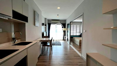 Condos for sale : Centric Sea Condo 1 Bed 1 Bath for Sale