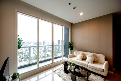 Condos for sale : For sale 2 bedrooms 76.89 sq.m. Maenam Residence Condominium