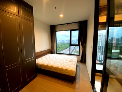 Condos for rent : P494 Condo for rent Life Asoke Hype (Life Asoke Hype), new room, good location, fully furnished + electrical appliances, ready to move in immediately