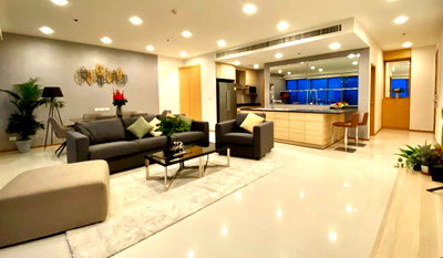 Condos for rent Phrom Phong : LTH11324-The Emporio Place FOR RENT Size 162 sqm. 3 beds 5 baths Near BTS Phrom Phong Station ONLY 130K/Month
