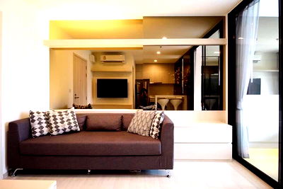 คอนโดให้เช่า : ให่เช่า คอนโด Life asoke -ห้องสวย มี walk in closet ติด Mrt เพชรบุรี พร้อมจอง✅