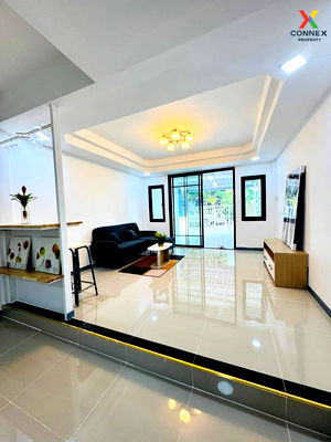 Townhouses for sale Big C Ratchaphruek : For Sale Townhouse/Townhome  , Samrej Ville 1 , newly renovated , Mahasawat , Bang Kruai , Nonthaburi , CX-111974 ✅ Live chat with us ADD LINE @connexproperty ✅ 