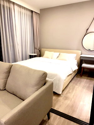 Condos for rent : For rent  KEEN Sriracha 1 bedroom  price 18,000 Baht.