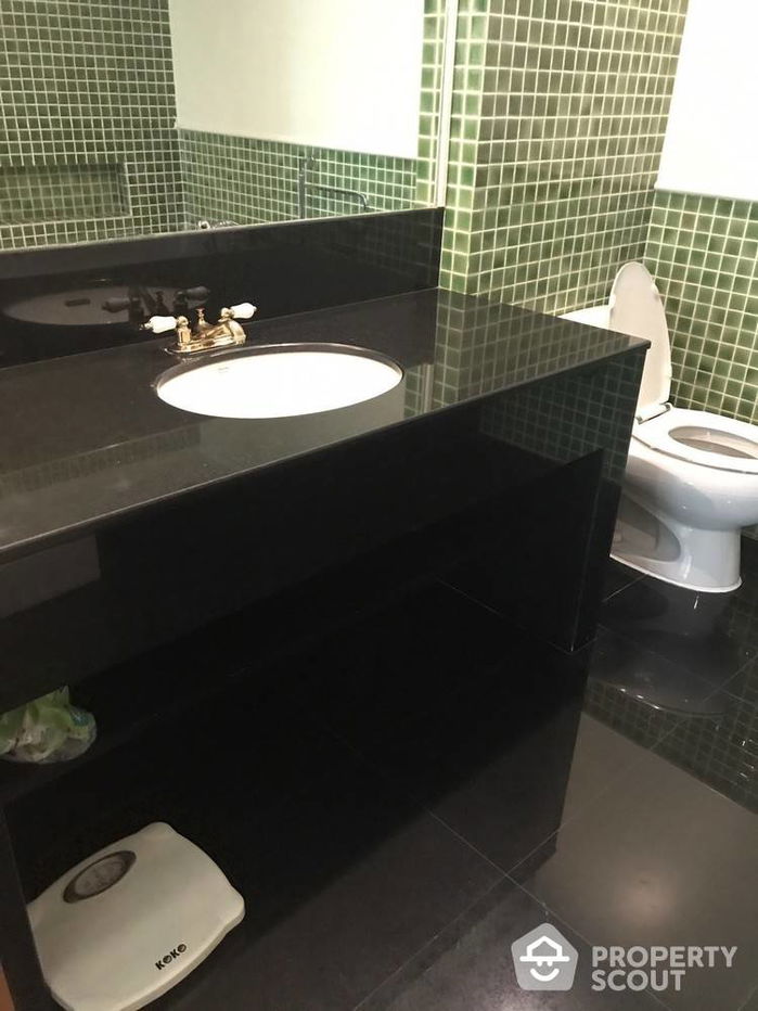 picture 2-BR Condo at Liberty Park 2 near ARL Makkasan (ID 387154) - 4/5