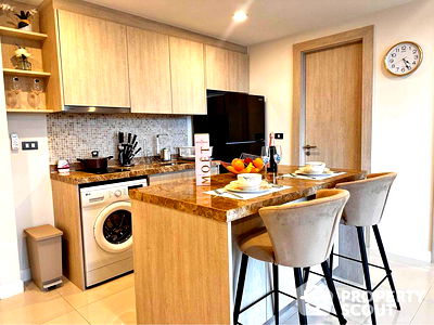 Condos for sale : 2-BR Condo at The Jewel Condominium close to Phratamnak (ID 1940573)