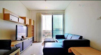 Condos for rent : 🎊 For Rent Condo VILLA SATHORN Building 1, Floor 15,1 bed room, Room size 60.00 sqm