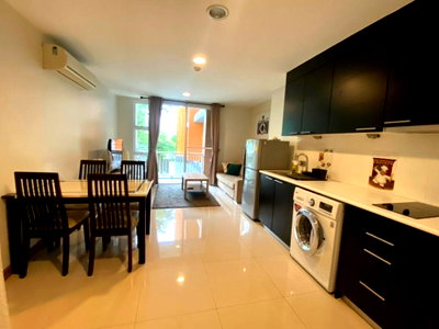 ขายคอนโด : ขายด่วนคอนโด ดี 65 ห้องมุมหายาก 2 ห้องนอน ขนาด 70 ตร.ม ราคาเพียง 5,400,000 บาท 