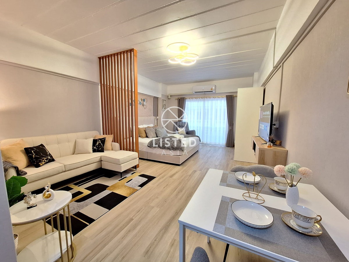 Nirun Condo Studio Pool View for Sale