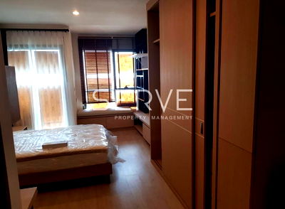 Condos for rent BTS Victory Monument :  Studio Nice Room Good Location Next to BTS Victory Monument 100 m. & King Power @ Rhythm Rangnam 