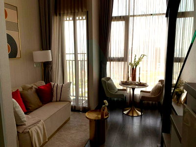 Condos for rent : 🎉 For Rent Condo KNIGHTSBRIDGE SPACE RATCHAYOTHIN Building 1, Floor 27,Duplex, Room size 31.00 sqm