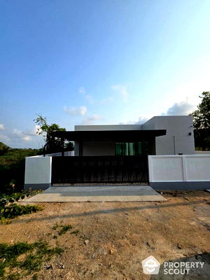 บ้านเดี่ยว รพ.สัตหีบ กม.10 : บ้าน 3-ห้องนอน ใน พลูตาหลวง (ID 1963541)