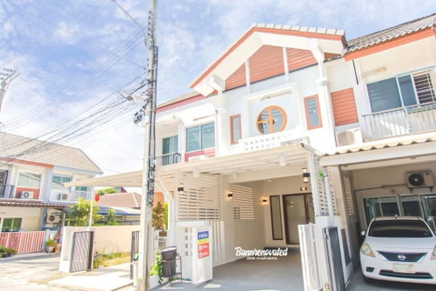 ทาวน์เฮ้าส์ 2 ชั้น 2 ห้องนอน 2 ห้องน้ำ รีโนเวทใหม่ หมู่บ้าน AREEYA AT HOME  ซ.ประเสริฐมนูกิจ 29 ราคาเพียง 2.99 ล้านบาท #ใกล้ตลาดหัวมุม