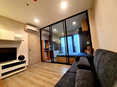 Condos for rent : P529 Condo for rent The Politan Rive, near MRT, next to the river, very good common area, beautiful room, fully furnished, ready to move in