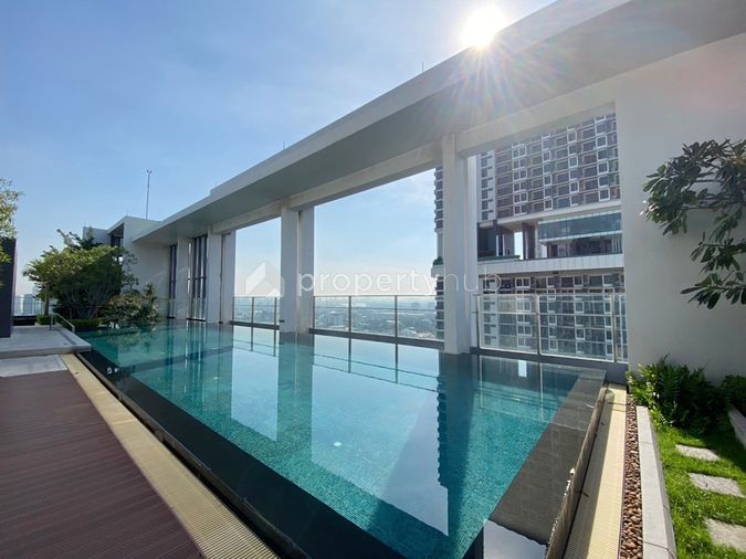 Rhythm Sathorn - Narathiwas