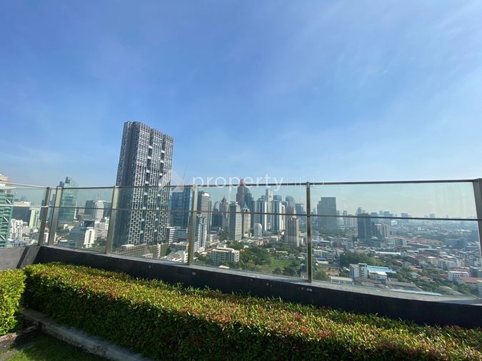 Rhythm Sathorn - Narathiwas
