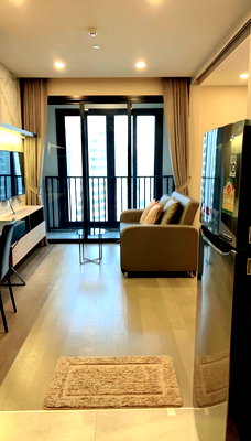 คอนโดให้เช่า : เช่า แอชตัน อโศก ห้องสวย หรูหรา พร้อมอยู่ ใจกลางสุขุมวิท ใกล้ MRT สุขุมวิท สนใจแอตไลน์ครับ@841qqlnr