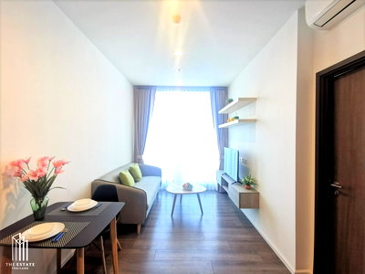 Condos for rent : Condo for RENT *** Whizdom Essence, high floor, nice to live in, city view 20+ @26,000 Baht