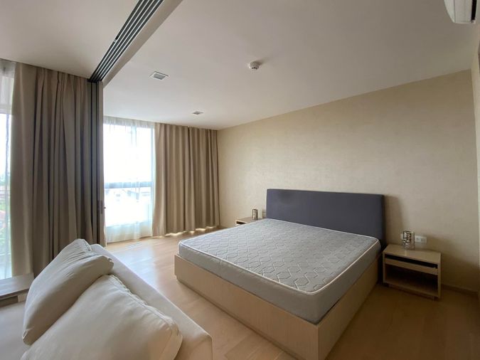 CG_SK12 Liv@49 (ลิฟ แอท 49) ห้องว่างให้เช่า Line: @cgestate