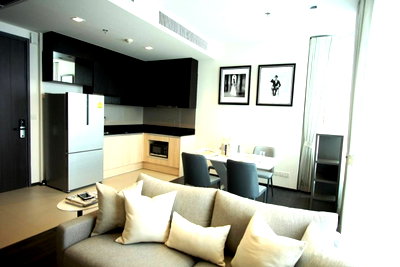 คอนโดให้เช่า : คอนโด ให้เช่า :   Edge Sukhumvit 23 (เอดจ์ สุขุมวิท 23 ) ((BTS Asoke อโศก )) MK-02  line @livingbkk