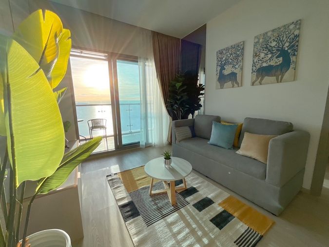 The Symphony Condo - 2 ห้องนอน ชั้น 29 วิวทะเลพาโนราม่า - คอนโดบนหาดส่วนตัว - ติดถนนสุขุมวิท -