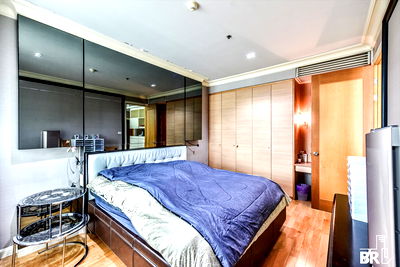 Condos for sale MRT Sam Yan : The empire place, high rise condo near bts chong nonsi
