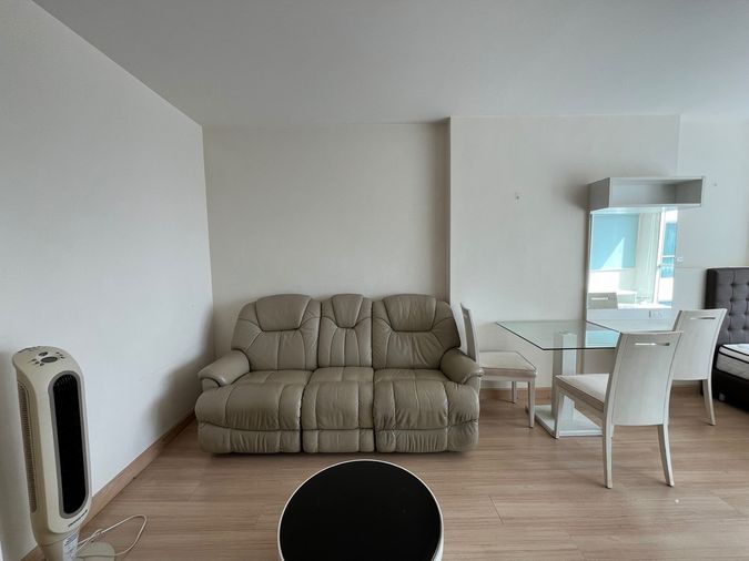 Studio condo for rent, 35 sqm, Life @ Ladprao 18
