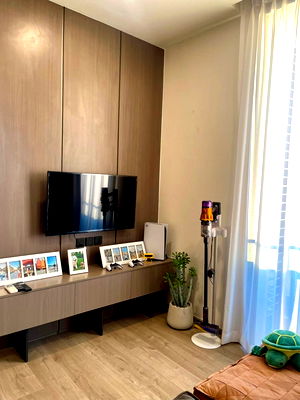 Condos for rent : MN2104 The Crest Park Residences Full Furnitured 