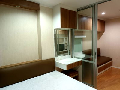 Condos for rent :  Rent! Lumpini Place Srinakarin-Huamark Station 27 sqm price 9,500 baht Fully Furnished