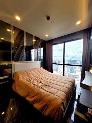 ขายคอนโด : Ashton Chula Silom【𝐒𝐄𝐋𝐋 & 𝐑𝐄𝐍𝐓】🔥 สัมผัสความเรียบหรู พร้อมบรรยากาศที่ผ่อนคลาย ใจกลางสีลม ตอบโจทย์คนทำงานยุคใหม่🔥 ติดต่อไลน์ไอดี: @hacondo