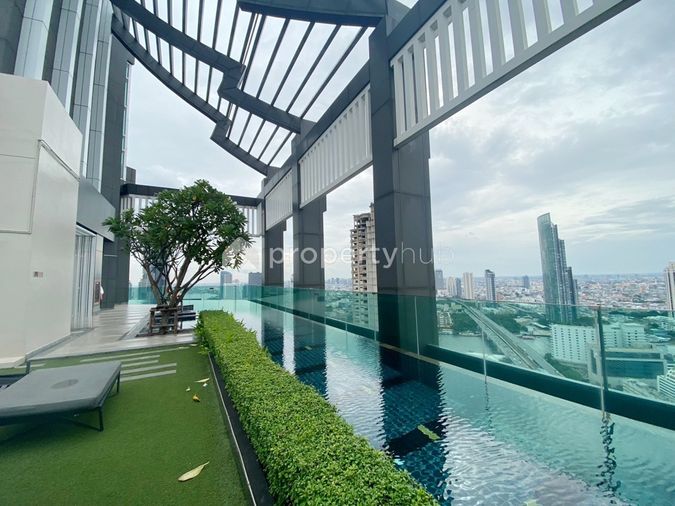 Rhythm Sathorn