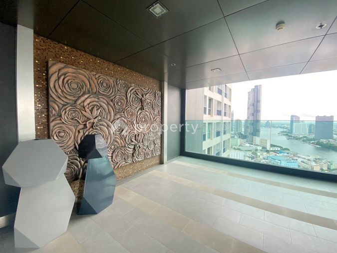 Rhythm Sathorn