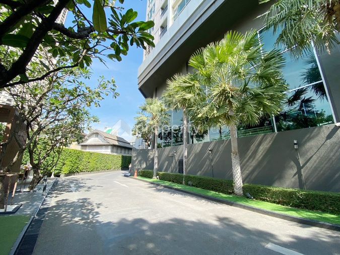 Rhythm Sathorn