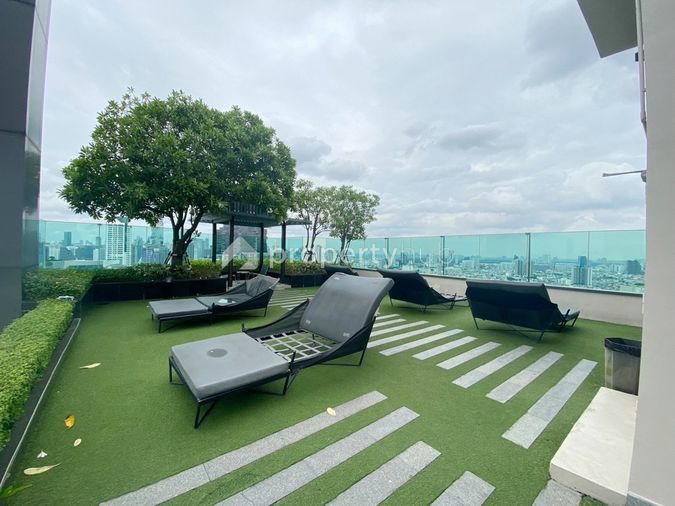 Rhythm Sathorn
