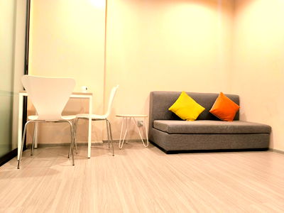 คอนโดให้เช่า : ให้เช่าคอนโด Aspire Erawan Prime พร้อมเข้าอยู่สนใจติดต่อ Line @goodmanpro หรือ โทร 0999029192