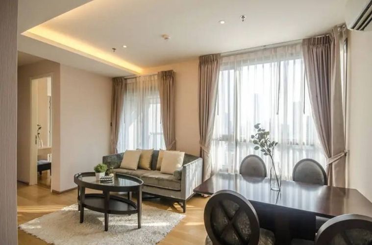 LTH11403-H Sukhumvit 43 FOR RENT Size 60 sqm. 2 beds 2 baths Near BTS Phrom Phong Station ONLY 45K/Month